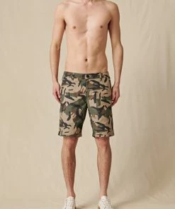 Budget ???? Globe Any Wear Short Olive Camo GB2006001 ???? -The Hundreds Shop GlobeAnyWearShortOliveCamoGB20060016 800x