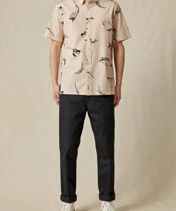 Wholesale ???? Globe Dion Agius Tasi Short Sleeve ???? Shirt Sand GB02114001 ???? -The Hundreds Shop GlobeDionAgiusTasiShortSleeveShirtSandGB021140016 800x
