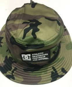 Brand new ❤️ DC ???? Shoes Sonams Bucket Hat Camo ????
